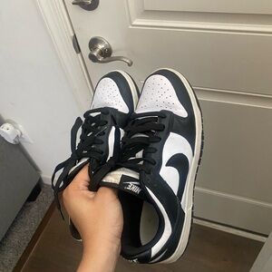 Nike Panda Dunks
